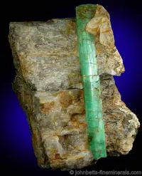 Elongated Emerald in Quartz