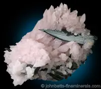 Tapering Sharp Aegirine in Albite
