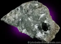 Babingtonite on Quartz