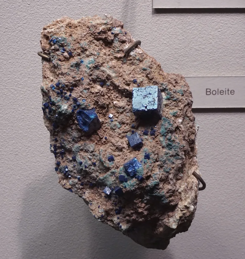 Boleite Cubes on Matrix