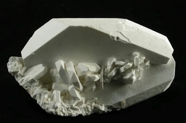 Borax Pseudomorphs with Smaller Crystals