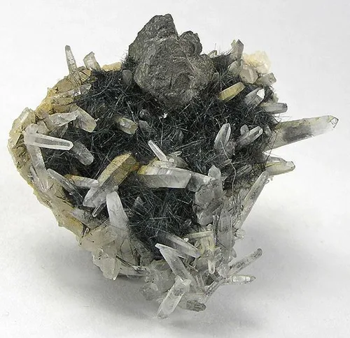 Boulangerite with Quartz