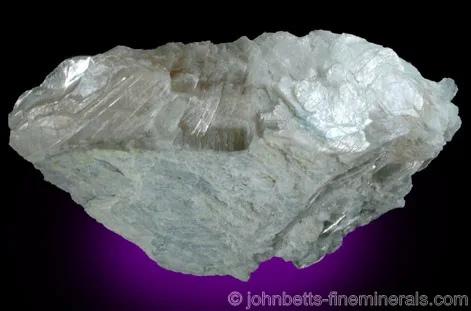 Brucite in Serpentine Matrix