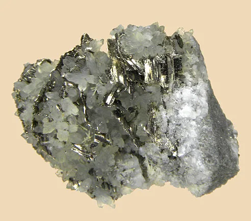 Calaverite on Quartz