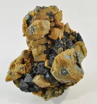 Clinohumite with Spinel