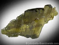 Parallel Clinozoisite Crystals