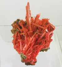 Outstanding Crocoite Cluster