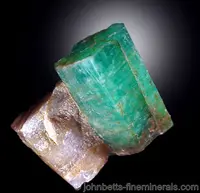 Large Emerald on Matrix