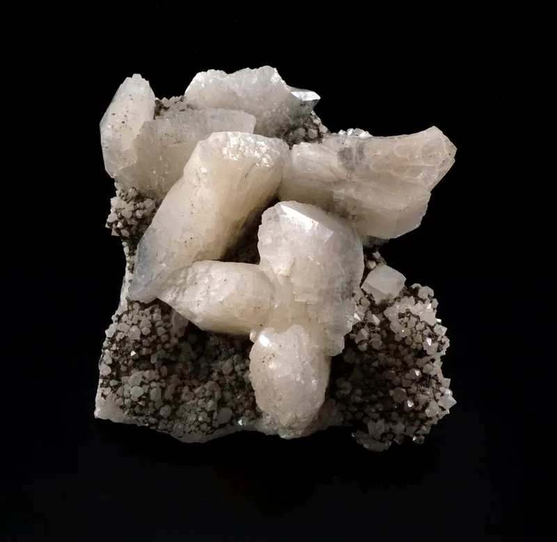 Heulandite on Quartz