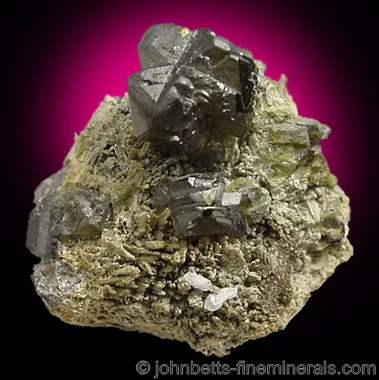 Johannsenite with Sphalerite
