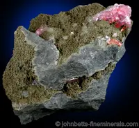 Johannsenite with Rhodochrosite