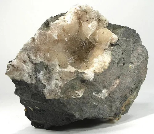 Hairlike Mesolite in Vug