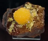 Rounded Paradamite Ball on Matrix
