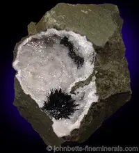 Pyrolusite on Quartz in Vug