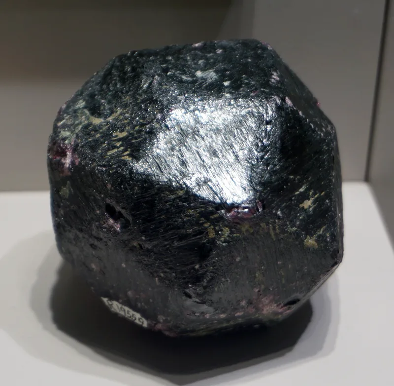 Trapezohedral Pyrope Crystal