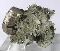Pyrrhotite Ribbon on Quartz