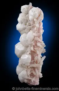 Analcime and Natrolite on Serandite