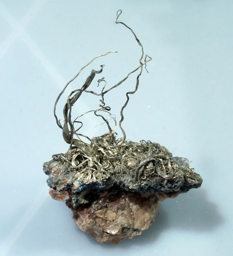 Wire Silver on Matrix