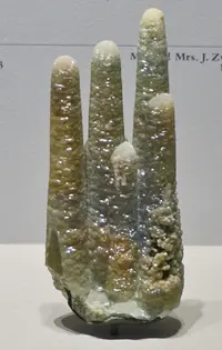 Smithsonite Stalactites