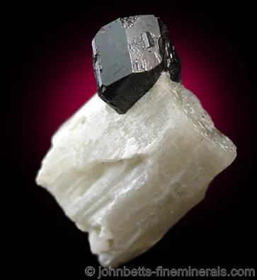 Titanite on Contrasting Calcite