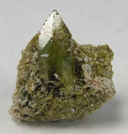 Grassy Green Twinned Titanite