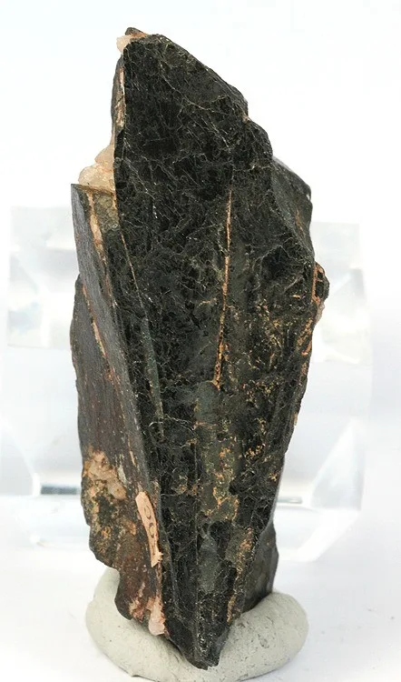 Dark Wolframite Blades