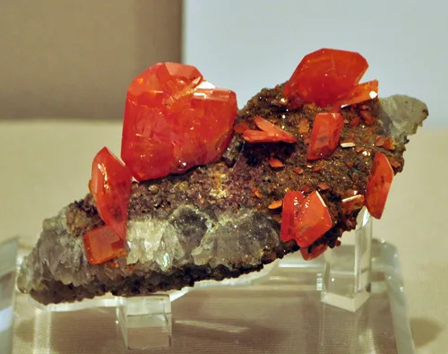 Orange-Red Wulfenite