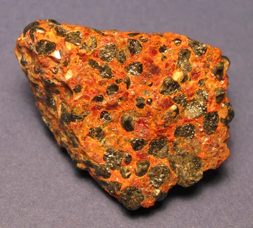 その他 zincite Zincite: The Franklin mineral zincite information and pictures